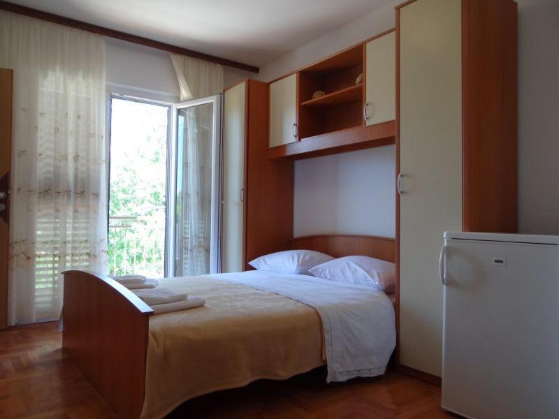 Apartments Ivanka Hvar Town Exterior photo